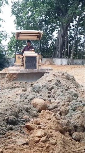 Mitsubishi BD2h Pushing Soil #shorts4125