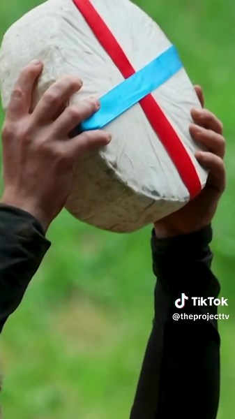 Exciting Cheese Rolling Contest at Cooper's Hill