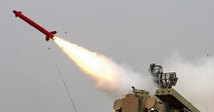 Tổ hợp tên lửa 9K33M3 Osa-AKM hạ mục tiêu ở độ cao 12000km