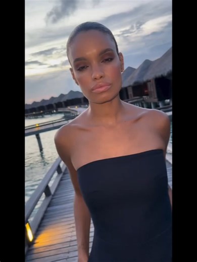 Loose Tube top Jumpsuit Overview: This stunning tube-top jumpsuit features a unique strapless design that balances a bold silhouette with sophisticated flair. Crafted from high-quality polyester, it offers a smooth, comfortable feel that flows beautifully as you move. Available in a variety of vibrant colors, this sleeveless piece is the ultimate fusion of modern style and everyday comfort. Styling Tips: For a daytime look, pair with flat sandals and a denim jacket. To transition into the evenin