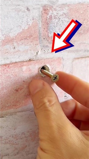 Você precisa vir esta dica antes de usar um parafuso na parede #dicas #tools #diy #tips