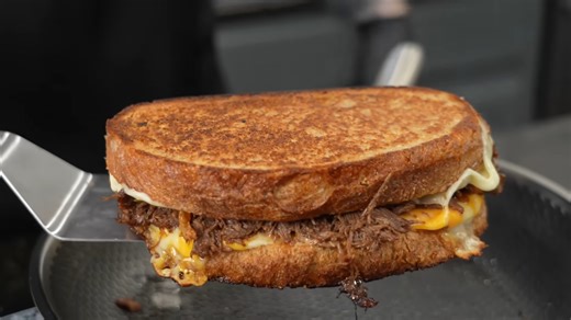 Quick and simple sandwich recipe that feels like a cheat code