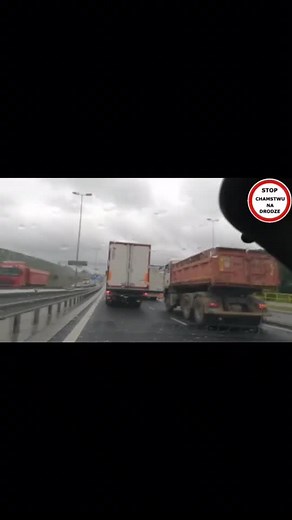 To naprawdę chamstwo🚨🏍👏🏼😂 #heheh #heh #hah #wtf #stopcham #poco #dlaciebie #auto #tir #xd #kk #wow #lol #autostrada #foryou #ok