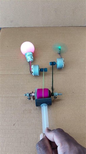 मोटर आर्मेचर चुंबकीय आकर्षण से वाटर पंप और LED Light, TWO generator बिजली उत्पन्न • Dc motor