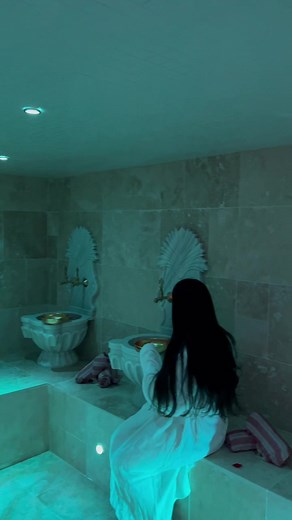 Pour bien préparer son corps à un beau bronzage avant l’été , Ayla Private Spa vous propose 2H d’accès à un hammam en toute intimité 🧖🏻‍♀️ ✨Kessa et savon noir fournis pour toute réservation ✨#hammam #sauna #jacuzzzi #orleans #kessa #detente #gommage