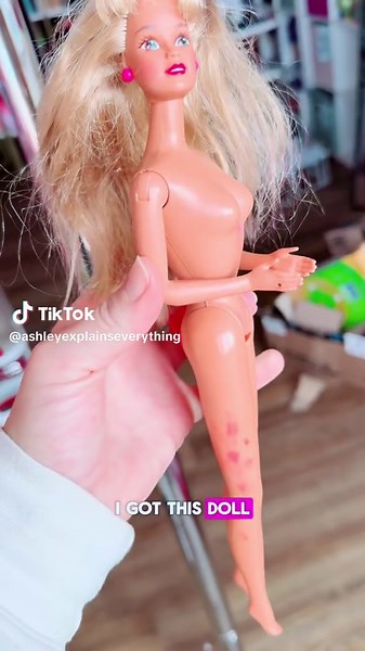 1,000 Barbie’s later …I am finally organized and putting all these babes back together again ! The internet is amazing and the people behind it… every single Barbie can be identified… who knew… each one is unique in her own way… different outfits were not just put on the same Barbie’s and resold… each sold Barbie had unique identifiers ! How cool ! Anyway… Barbie taught me I am also a really good detective 😆 ! #barbiereveal #dollmakeover #playtimefun