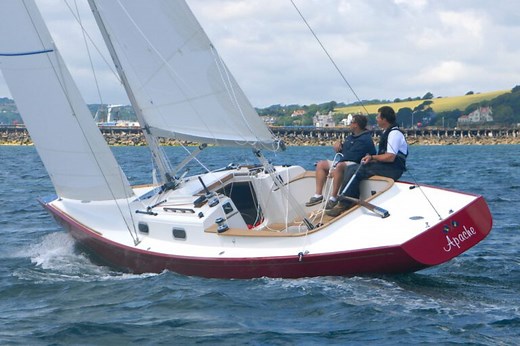 Rustler 33 - Elegant weekender with coastal cruising potential