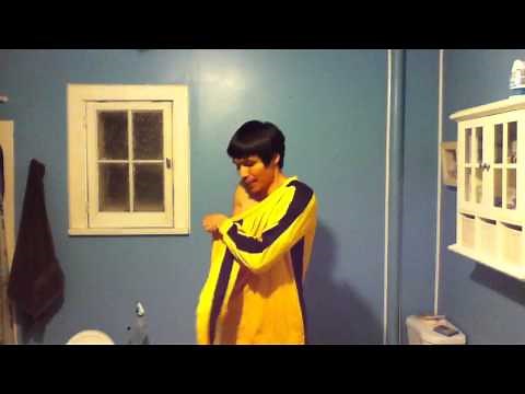Bruce Lee Game of Death/Kill Bill Yellow Jumpsuit Costume Review