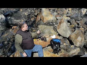 Rock hunting basic tools