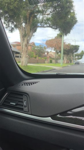 Explore the BMW M4 Hardtop Convertible Features