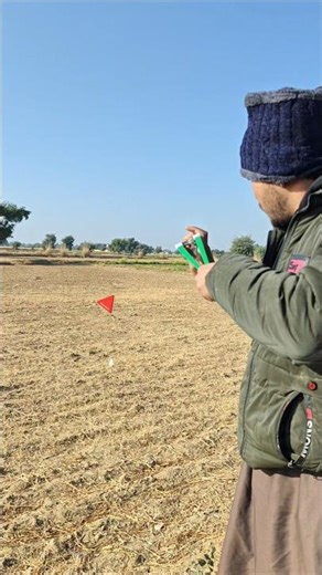 Slingshot Hunting Video Best Bird Hunting Tips & Tricks! 🎯🕊️ #Shorts #huntingbirds #birdshunt ‼️