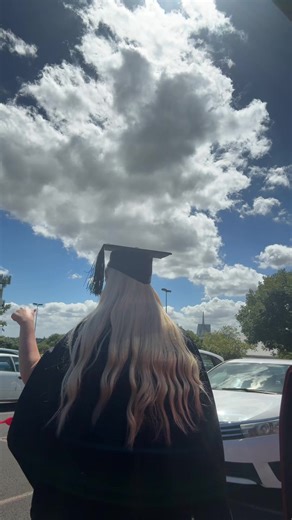 Just me my weave graduating #graduation #weave
