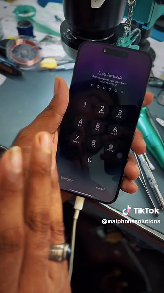 iPhone 14 Pro Max Green Screen Effect Tutorial