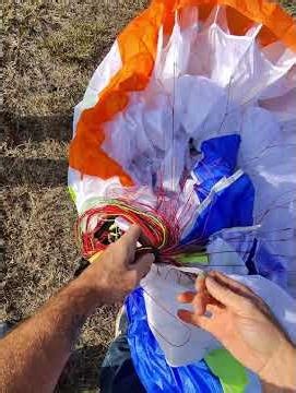 Packing up your glider, without the tangles! #adventure #paramotor #training