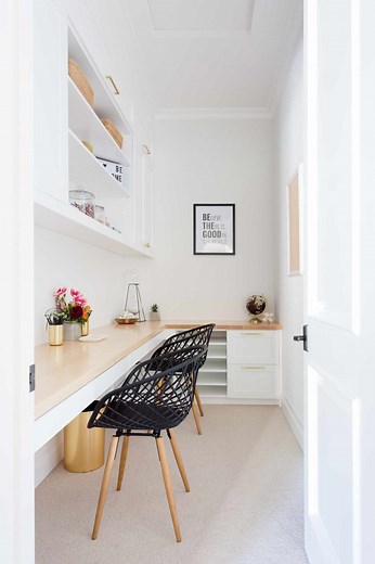 15 Tips For Turning Your Closet Into A Functional Office