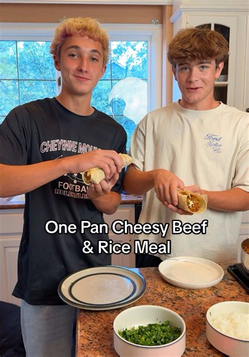 One Pan Cheesy Beef & Rice Meal — Easy 30-Min Dinner