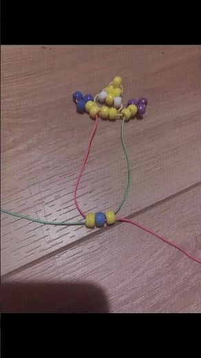 kandi lizard tut! i feel like a went to fast so sorry bout dat🦐 #kandi #tutorial #fypシ #kandikid