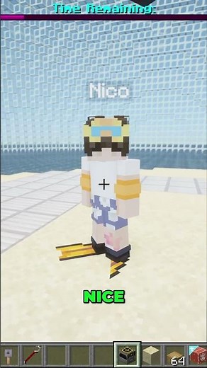 CRAZY FANGIRLS vs SUMMER BASE in Minecraft!