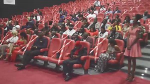 162K views · 3.9K reactions | Le jeune artiste de RnB et d'Afro-pop camerounais Arthur LOCKO dans ce met en lumière la différence sociale et la perception encore difficile de l'artiste dans la société.Car certaines riches familles trouvent inacceptables l'amour entre filles de bonnes familles et d'autres personnes n'ayant pas le même statut social qu'eux. Regardez la présentation de l'album par Marie-Gabrielle MFEGUE | CRTVweb | Facebook