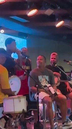 Os vídeos de @LF_10 (@lf_10020) com som original - @LF_10