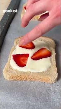 Toast allo yogurt: l'idea fresca e leggera per una merenda golosa!