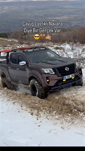 Nissan Navara Betonlaşmış Karlı Dağ Yolunda İz Açıyor