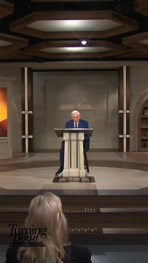 Dr. Jeremiah teaches us the importance of prayer and how this should influence our personal prayer life. Click the link to watch the full sermon on our website. | Turning Point with Dr. David Jeremiah