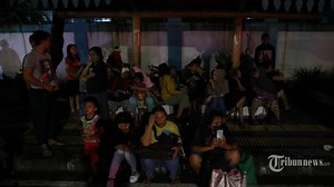 UPDATE : Api yang Membakar Depo Plumpang Belum Padam, Pertamina Upayakan Kobaran Api Tak Meluas - Tribunnews.com