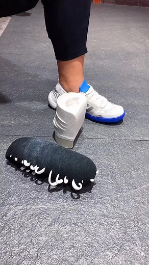 How to Use Shoe Covers for Foam Applications