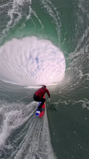 Surfline on Instagram: "“@tikanuismith has towed Code Red swells at Teahupoo, so we had to ask: what’s scarier—Teahupoo or Nazaré? “For me, Nazaré. I’m not scared of Teahupoo; I hope every time that it’s going to be bigger than Code Red. But here in Nazaré, it’s hell. Even being on a ski is already scary, with waves breaking everywhere. I can’t wait to get scared on a 100ft swell at Nazaré. I’ve been training harder than ever for the last five months and feel confident.” Go get ’em, brother. 🫡"