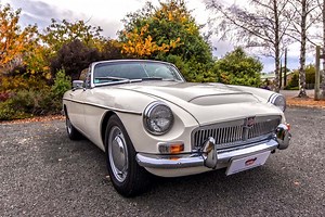MG C Roadster 1968 - Waimak Classic Cars