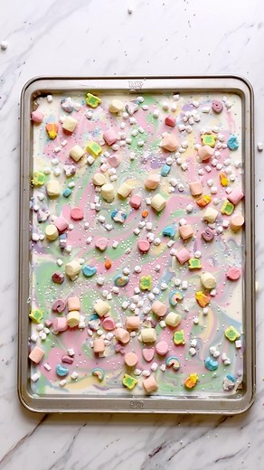 144K views · 8.5K reactions | Lucky Charms Chocolate Bark ✨ Making...