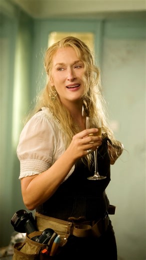 2.5M views · 99K reactions | The second I see my credit card bill:  Mamma Mia! (2008) | Universal Pictures | Facebook