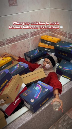 When u said “last pair” but Larrie dropped a new one again😮‍💨 #larrie #larriecommunity #funny #fyp #akaklarrie #trending #pov #viral #memes #humor #lawak