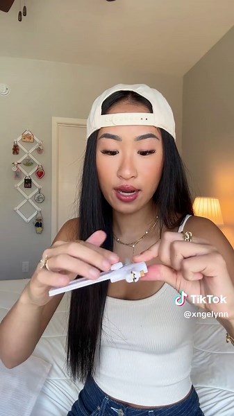 the lil tiny scissors omg i love them so much #needlepoint #needlepointhaul #ndlpt #needlepointtiktok #ndlpttiktok