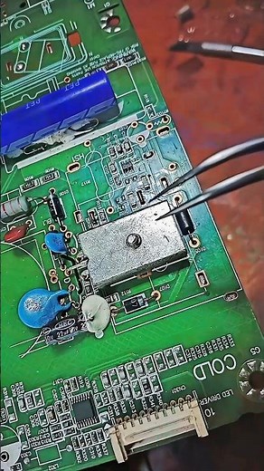 heatsink and mosfet install #tips #pcb #soldering #electronic