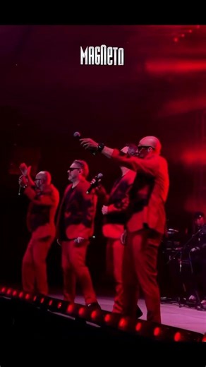 Magneto ✨️ Mal Herido & 90's Pop Tour #90spoptour #boyband #magneto #youtube #shorts #live #trend