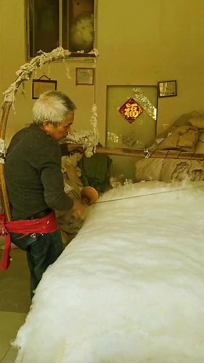 Hand-Spinning Wool: A Soothing Crafting Experience