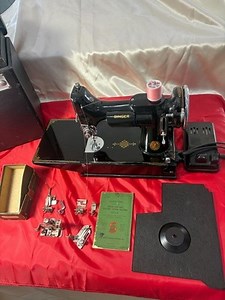 Singer Featherweight Vintage Sewing Machine 1936, 90 Yrs Old Sews Perfect Stitch | eBay