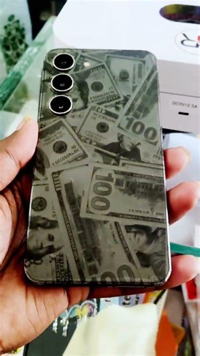 trending phone skin 📱💸#trending #viral #mobilephone #love #mani #smartphone #repering#1000subscriber