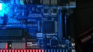 基于DE2-115开发板与Quartus软件设计的3线-8线译码器的仿真