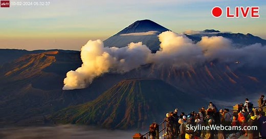 【LIVE】 Webcam en direct Volcan Bromo - Indonésie | SkylineWebcams
