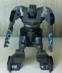 Transformers DOTM Legion Class Soundwave Video Review