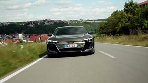 The new Audi RS e-tron GT performance in Oak Green Driving Video
