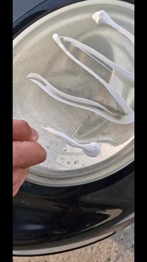 How to Effectively Clean Car Headlights at Home