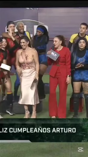 ayer el cumpleaños de @Arturo León Esteves Gye 26 / quito 33 / Manta 41 / Directv 190 / Xtrim 70 TIK TOK: blnaticos_manta YOUTUBE: RED OROMAR IG: @blncompetencia_ec IG: @bln.ec @BLN: La Competencia @Oromartv #2026 #viralll #ec #bln #elbatallon