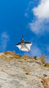 Autumn Flight Vibes 🍁🍂 Wingsuit FPV drone Vincent Cotte "Veush" @cola_FPV #fpv #soulflyers #wingsuit #basejump Soul Flyers | Squirrel | Performance Designs | Tonfly | Julbo | Beautysané | Vincent Cotte "Veush"