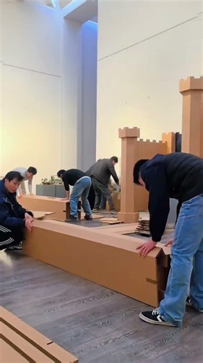 $0 OFFICE? Building A Creative Studio From Cardboard! 📦