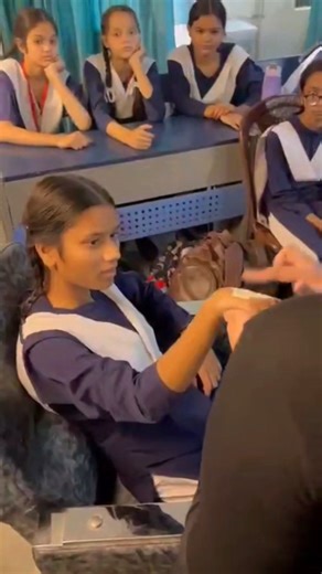 Clean, Quick & Comfortable — Strip-Less Waxing 🌸