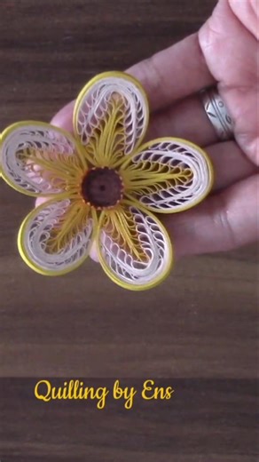 Quilling with Comb #art #quillingart #quilling #paperart #diy #papercraft #trending #diy